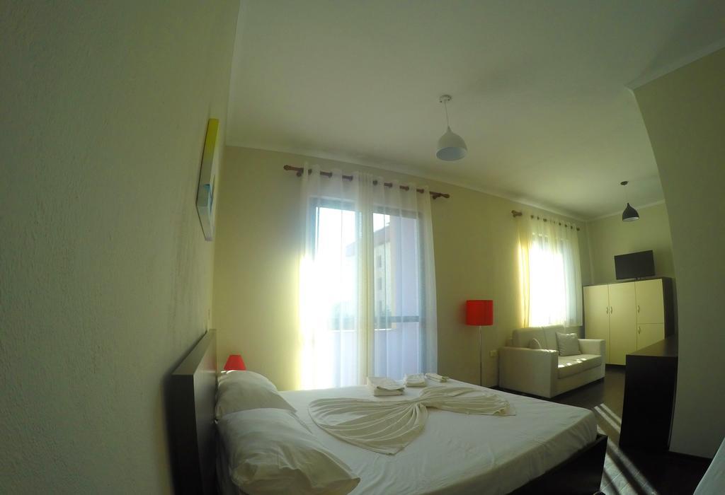 Kadrisa Hotel Durrës Quarto foto
