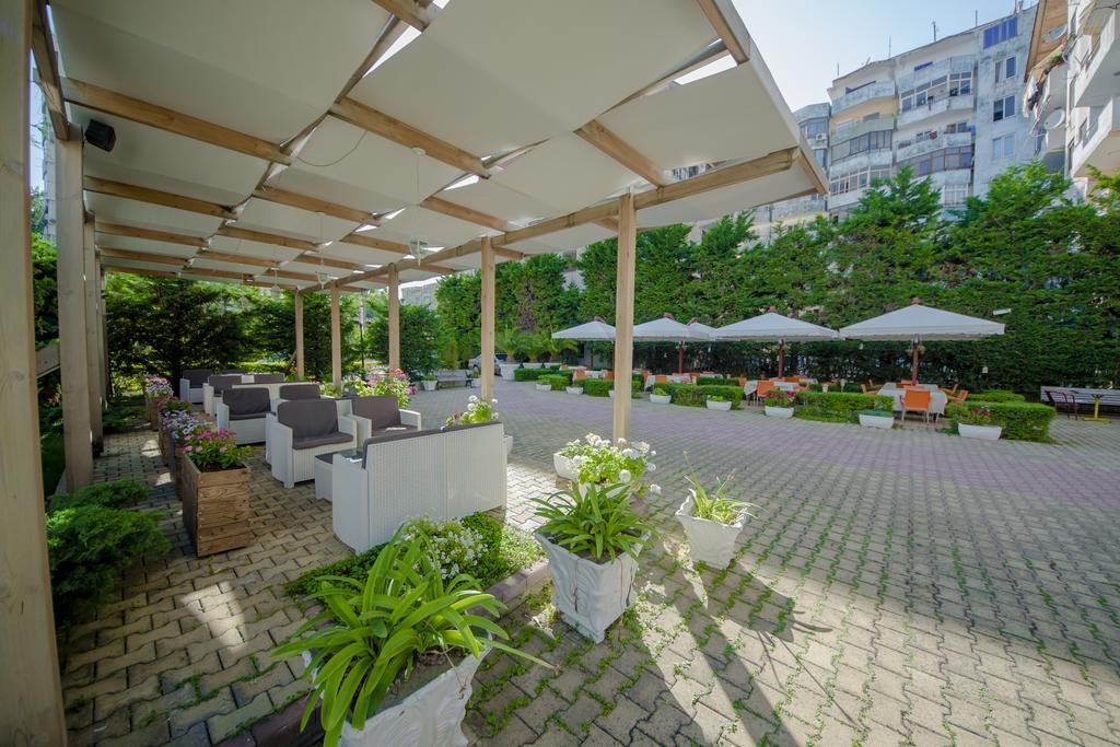 Kadrisa Hotel Durrës Exterior foto